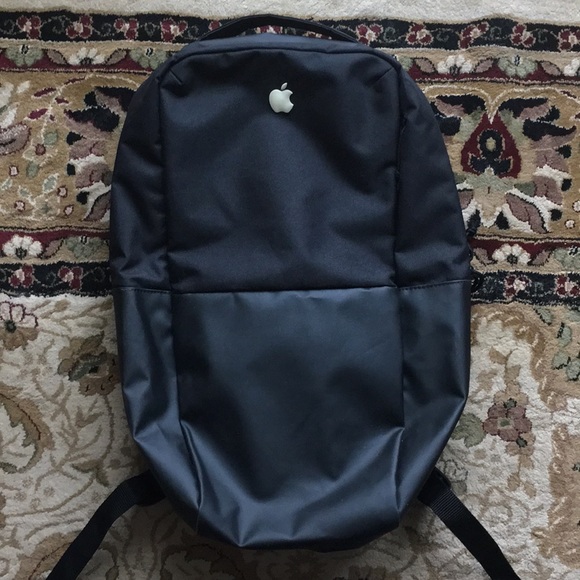 apple incase backpack